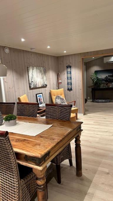 Mountainside Lodge - Breivikeidet Tromsø Eksteriør billede